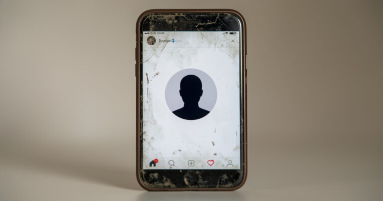 Pourquoi garder sa photo de profil des années ?